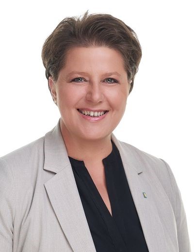 Frau Bürgermeisterin Natascha Partl Frau Bürgermeisterin Natascha Partl